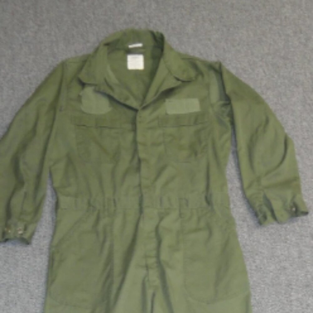 MILITARY UTILITYCOVERALLS OLIVE DRAB ZIP FRONT NSN 8405-01-462-4439 46L LD 7301